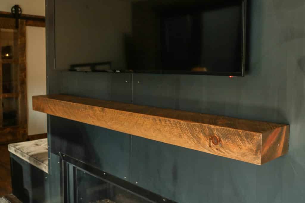 rustic barnwood corbel: 4x12